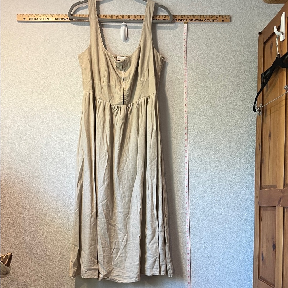 House of Harlow 1960 Linen dress in Taupe. Size large